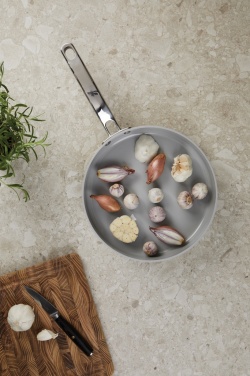 Logotrade ärikingid pilt: VINGA Alte RCS taaskasutatud alumiiniumist praepann 25 cm