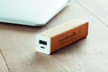 Logo trade firmakingitused foto: Bambusest akupank 2200 mAh POWERBAM