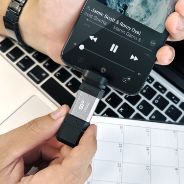 Logo trade firmakingitused foto: Mälupulk Silicon Power Mobile – C51 3.2, 64GB