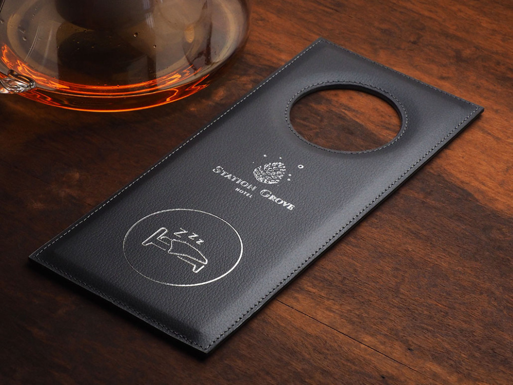 Logotrade ärikingituse foto: Hotelli ukskaart 1960319