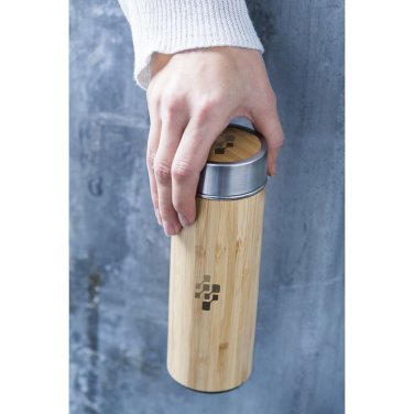 Osaka 360 ml bambusest termopudel/termotassEnglish:Osaka 360 ml bamboo thermo bottle/thermo cupRussian:Термобутылка/термокружка из бамбука Osaka 360 млFinnish:Osaka 360 ml bambutermopullo/termokuppiGerman:Osaka 360 ml Bambus Thermoflasche/ThermobecherSwed