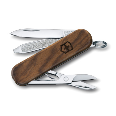 Logotrade firmakingi foto: VICTORINOX taskunuga Classic SD puidust käepidemega