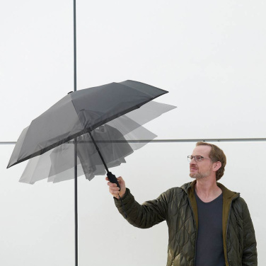 FARE® eBrella® elektriliselt avanev ja sulguv taskuvihmavari logoga, must (waterSAVE®) – detailvaade 2