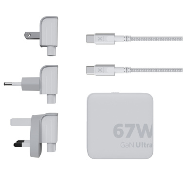 Xtorm XVC2067 komplekt: laadija, EL-, UK- ja US-pistik ning USB-C-kaabel
