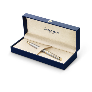 Waterman Hemisphere terasest pastakas, detailvaade