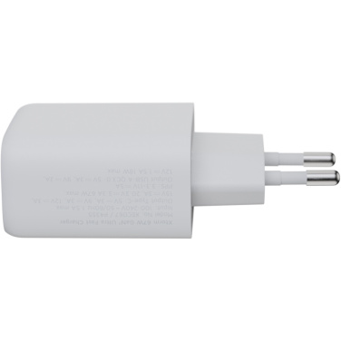 Xtorm XEC067 GaN² Ultra 67 W seinalaadija – külgvaade