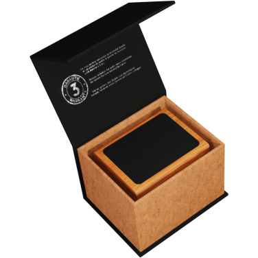 SCX.design O12 puidust helendava logoga pliiatsihoidja kahe USB-väljundiga, tootepilt