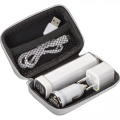 Reisikomplekt JUSTIN varupatareiga 2200 mAh ja pistikutega, valge