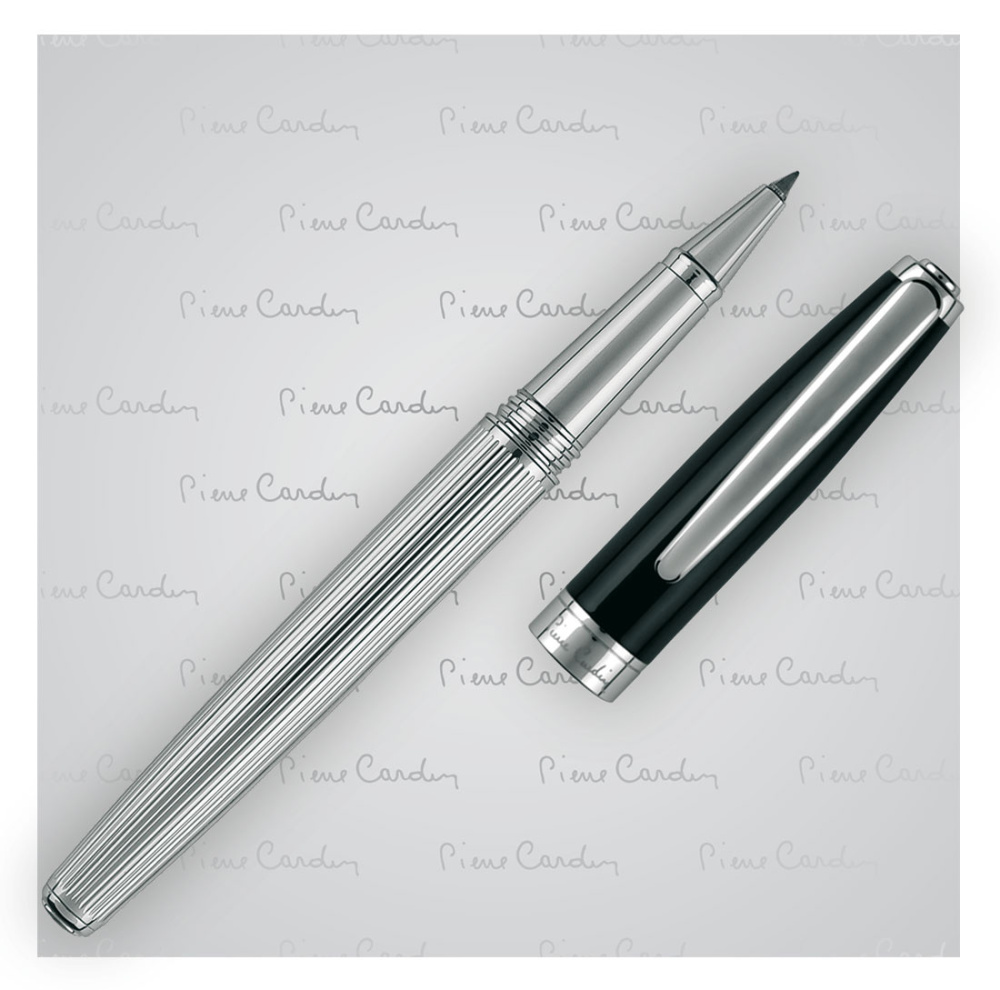Roller CHRISTOPHE Pierre Cardin, hall, tootepilt