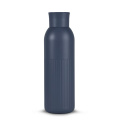Sagaform Tekla Push terasest pudel surukorgiga (taaskasutatud) 500 ml, tumesinine