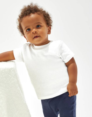Aafrikas valmistatud beebi T-särk, valge – Babybugz (3)