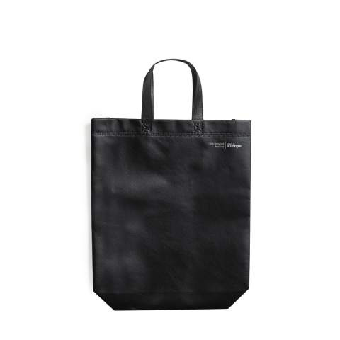 Kott Liyen, Must – Makito
