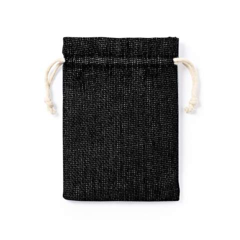 Kott Yastrin, Must – Makito