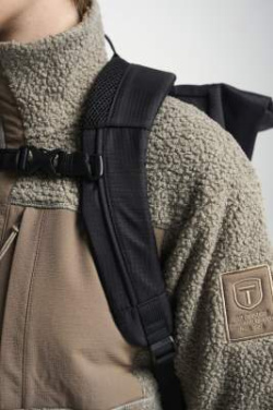 Camper Roll-Top 20/29 L – seljakott, Must – Tenson (3)