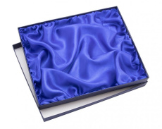 Sinine kast 280 × 230 × 25 satiinist x vapiga