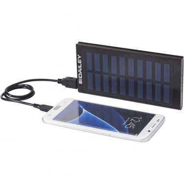 Stellar 8000 mAh aurinkovaravirtalähde logolla – yksityiskohtakuva 5