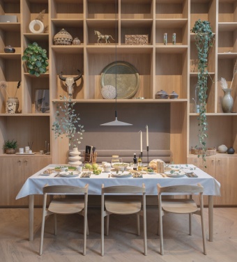Ukiyo salaattikulho bambuisille salaattiottimilla, käyttökuva (2)