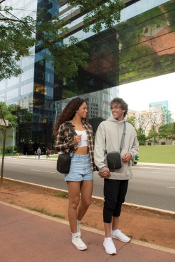 Logotrade liikelahja tuotekuva: Boxy Sling crossbody-laukku