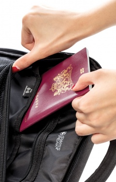 Logo trade liikelahjat mainoslahjat kuva: Swiss Peak AWARE™ XXL viikonloppureppu