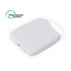 Xoopar ICE-P 5000 mAh varavirtalähde valolla ja logolla