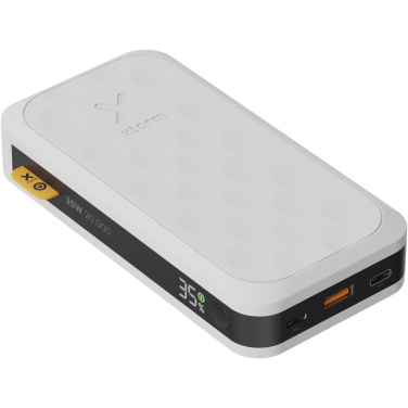 Xtorm FS520 20 000 mAh -varavirtalähde – viistosti, varausnäyttö
