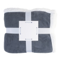 Sammia – koralli fleece huopa, tummanharmaa