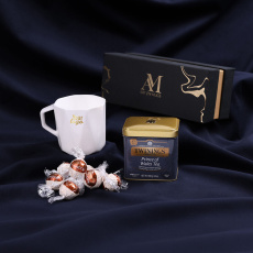 Talvinen lahjasetti Art on Crown Tea 320 ml