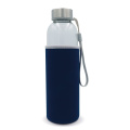 Lasinen vesipullo suojalla 500 ml, läpinäkyvä / Tummansininen