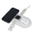 3-in-1 15 W nopea langaton laturi, Apple Watchin ja AirPodien kanssa., valkoinen