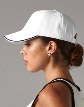 Aito 5-paneelinen lippis - Piped Peak, Musta/Klassinen punainen - Beechfield (2)
