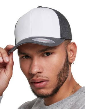 Flexfit-verkkokankaasta värillinen etuosa, tummanharmaa/valkoinen/tummanharmaa – Flexfit (2)