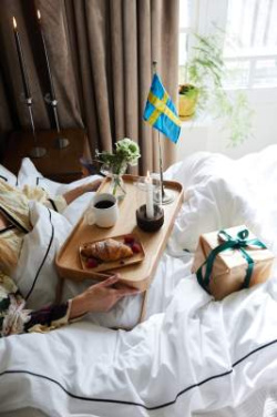 Hanna sängyn tarjotin – Sagaform (3)