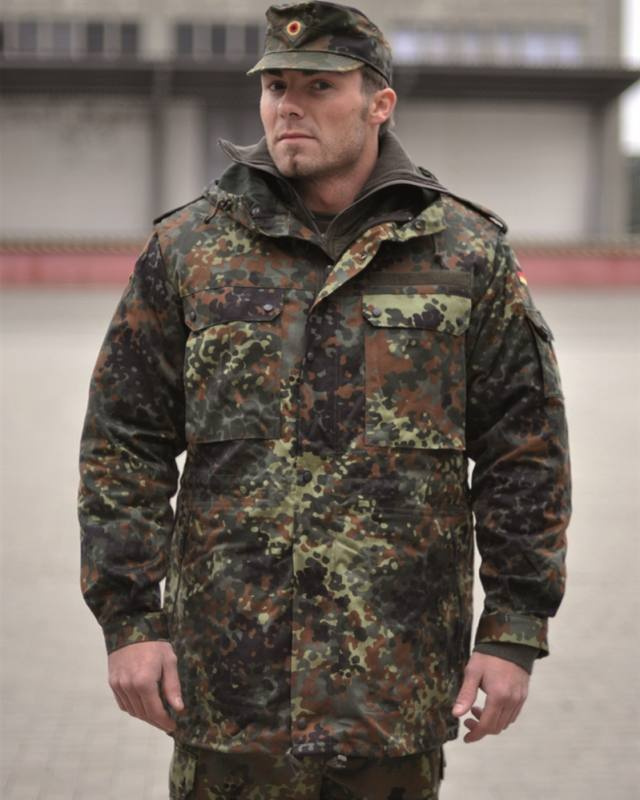 BW-kenttätakin naamiointikuvioinen aluskarva Tl:n mukaan – Mil-Tec