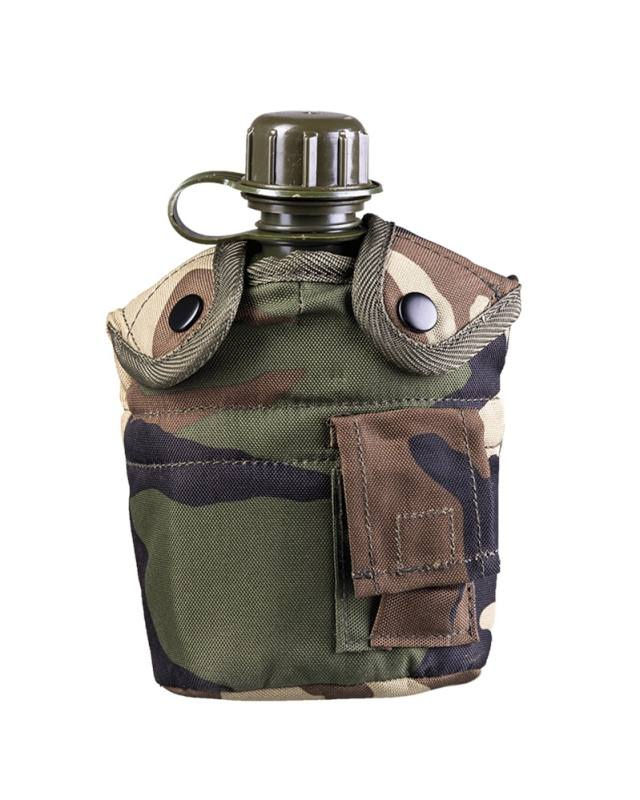 Yhdysvaltalainen muovinen vesipullo kannella ja korkilla. Woodland. – Mil-Tec (1)