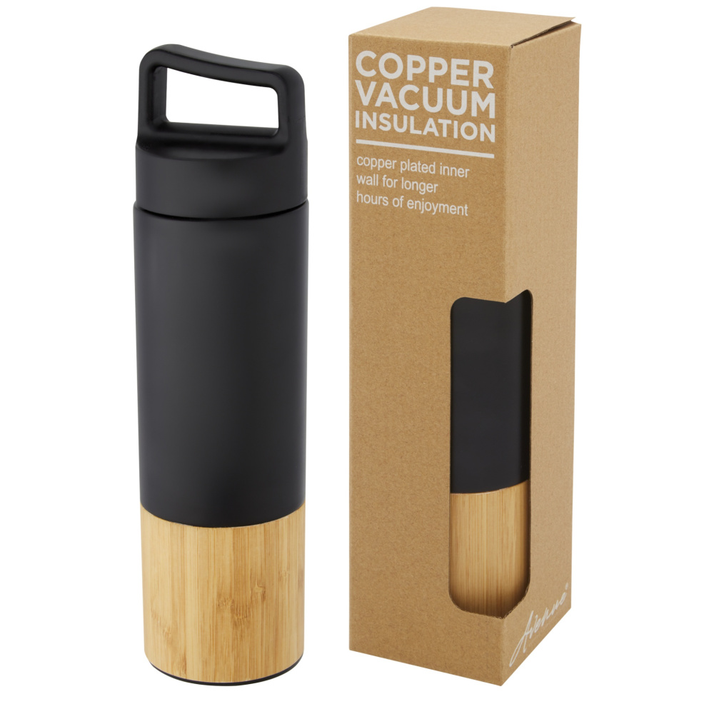 Bouteille en acier inoxydable 540 ml à paroi extérieure en bambou Torne, noir uni — variante de couleur