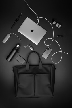 Sac de bureau hybride VINGA Baltimore — en situation, noir