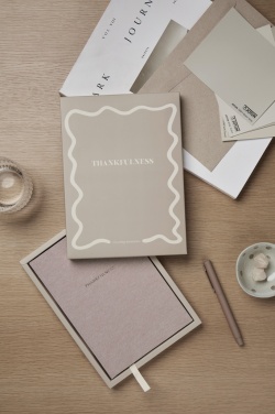 Journal VINGA Thankfulness en papier recyclé GRS — vue de détail 6, beige