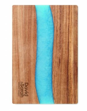 Planche à découper en bois d’acacia avec logo — vue de détail 3