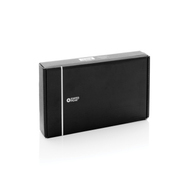 Étui de voyage Swiss Peak en matière recyclée RCS avec chargeur 3-en-1 — vue de détail 6, noir