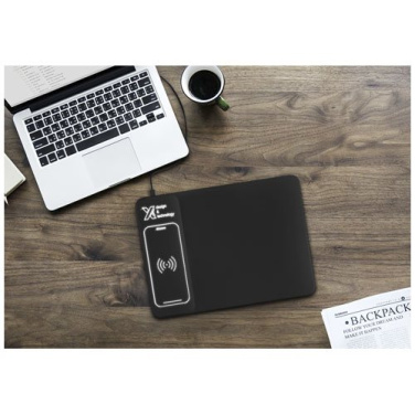 Tapis de souris à logo lumineux et charge à induction de 10 W SCX.design O25 — noir / blanc — image du produit (3)