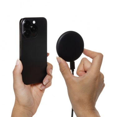 Logotrade dovana nuotrauka: Magnapad 15W RCS rplastikinis magnetinis 3 viename įkrovimo padėklas