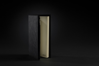 Logotrade firminės dovanos nuotrauka: Swiss Peak A5 PU nešiojamasis kompiuteris su užtrauktuku užsegama kišene