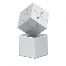 Metalinė 3D dėlionė