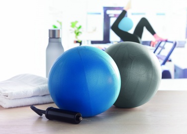 Mažas Pilates kamuoliukas su pompa – detalės vaizdas 5