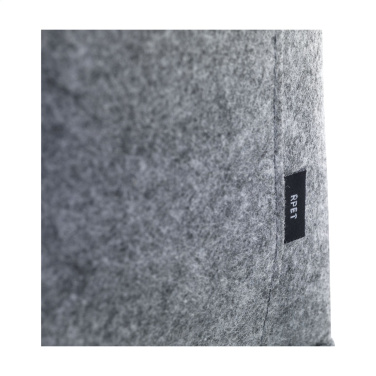 Keep-it-Cool GRS veltinio RPET aušinimo maišelisStock/deliveryStock status:unknownQty in supplier stock:-Low stock warning amount:0Delivery time:7 daysMinimum quantity:-ParametersBränd:-Värv:-Materjal:RPET-vilt;PEVASuurus:-Hind:-Sugu:-Päritolumaa:-Mõõtmed, pilka (2)