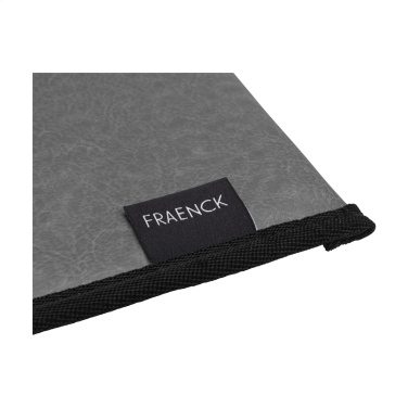Fraenck Bobby nešiojamojo kompiuterio rankovė 14 colių, pilkaStock/deliveryStock status:is in supplier stockQty in supplier stock:49Low stock warning amount:0Delivery time:7 daysMinimum quantity:-ParametersBränd:-Värv:hallMaterjal:-Suurus:-Hind:-Sugu:-Pär