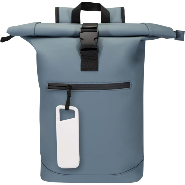 Logotrade dovana nuotrauka: „Alkes“ 5000 mAh 12 W perdirbto plastiko vandeniui atspari išorinė baterija su karabinu