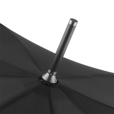 FARE ÖkoBrella automatinis skėtis su perdirbto PET audiniu ir medine rankena su logotipu, juoda (waterSAVE®) – detalės vaizdas 5