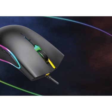 RGB žaidimų pelė – apšvietimas iš arti