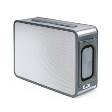 „Joncer“ garsiakalbis rABS 15,600 mAh. 30 val. grojimo laikas. 80 W.